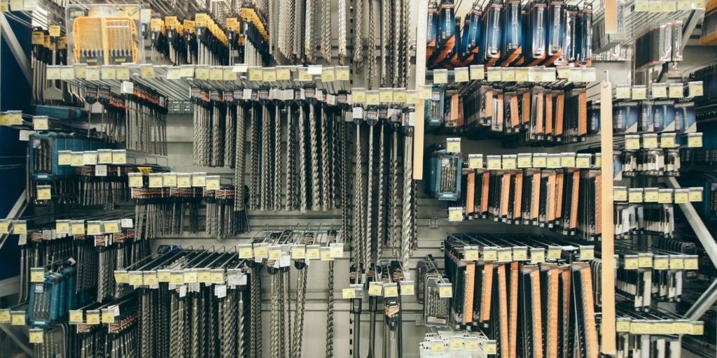 Magasin de bricolage à Taden